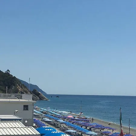 Apartment Eolo Deiva Marina